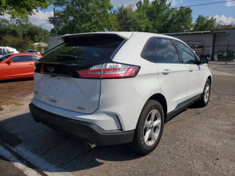2020 Ford Edge SE
