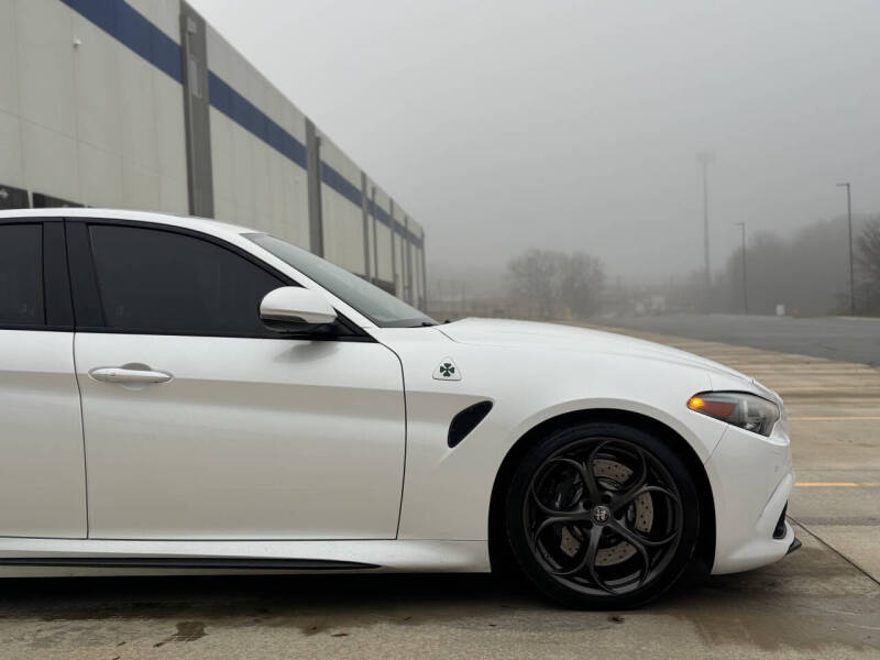 2017 Alfa Romeo Giulia Quadrifoglio