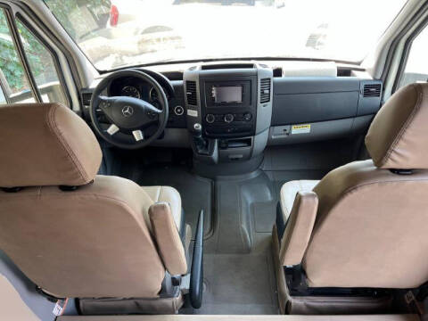 2018 Thor Motor Coach Freedom Elite