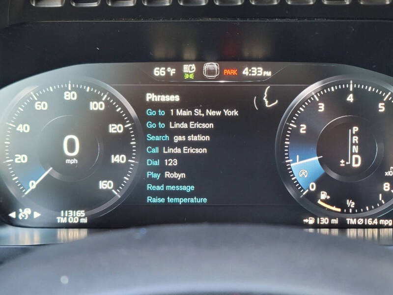 2018 Volvo XC90 T6 Momentum