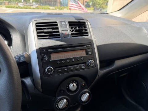 2014 Nissan Versa Note SV