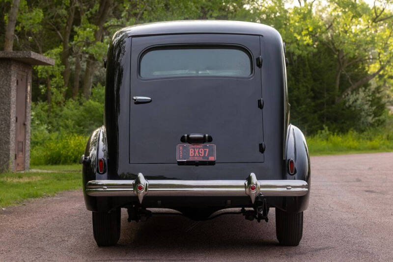 1939 Packard 120