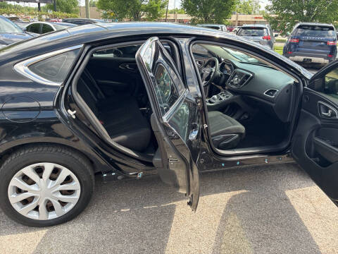 2015 Chrysler 200 LX