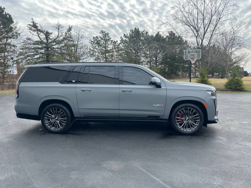 2023 Cadillac Escalade-V ESV