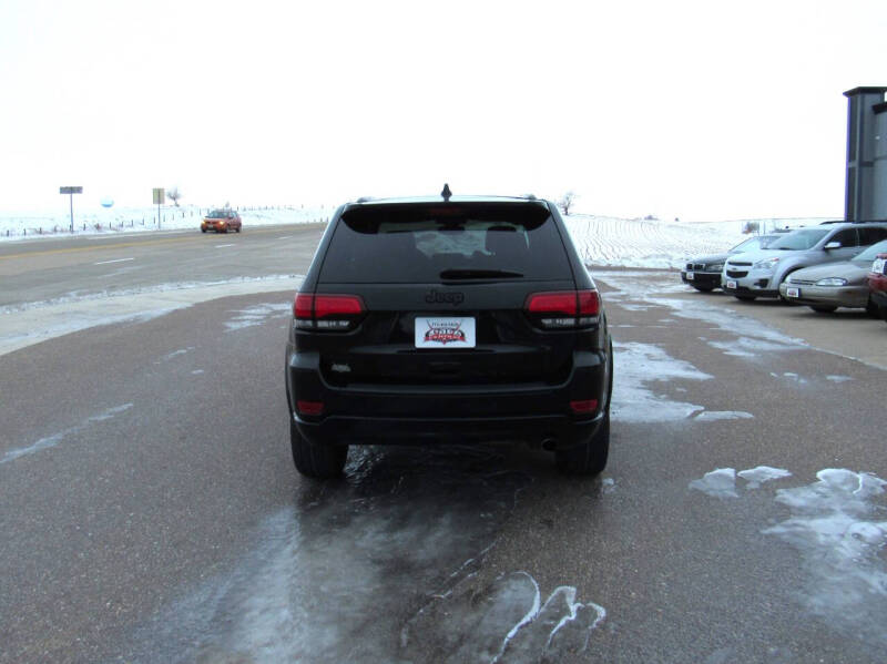 2018 Jeep Grand Cherokee Laredo