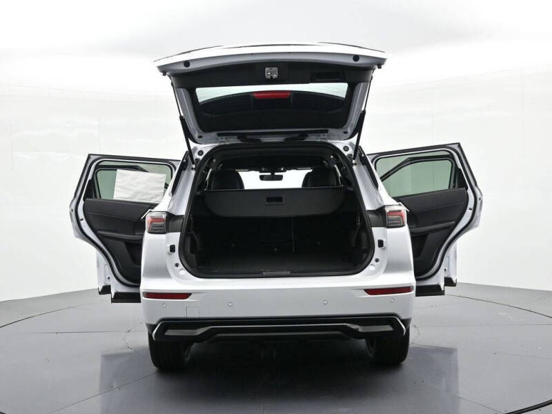 2026 Mitsubishi Outlander LE