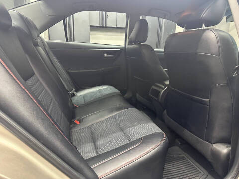 2015 Toyota Camry SE