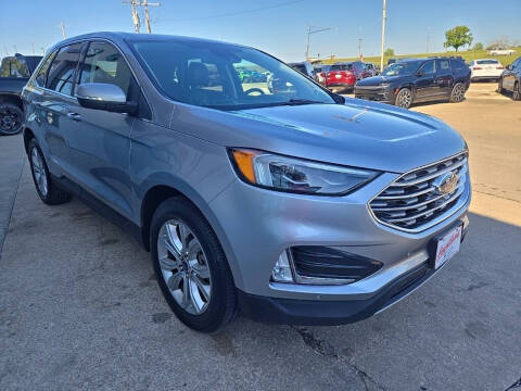 2022 Ford Edge Titanium