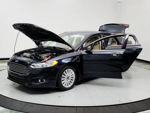 2014 Ford Fusion Energi SE