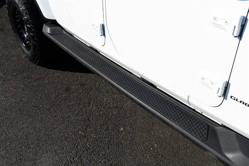 2020 Jeep Gladiator Overland