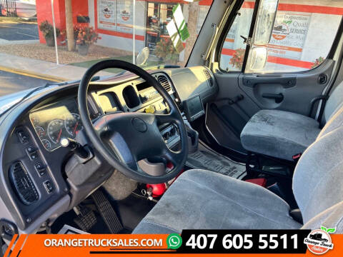 2016 Freightliner M2 106