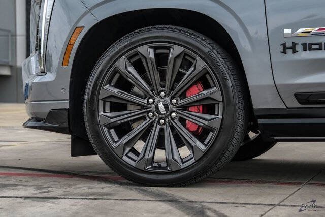 2025 Cadillac Escalade-V