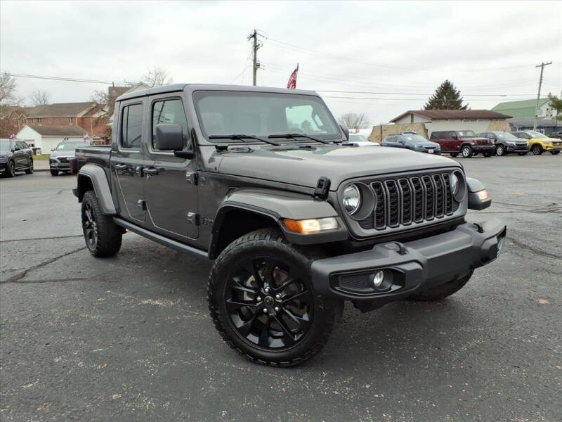 2024 Jeep Gladiator NightHawk
