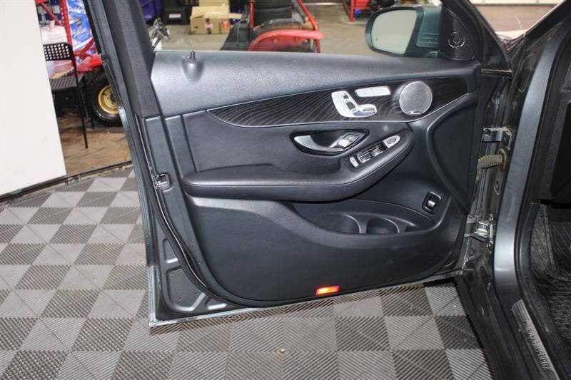 2016 Mercedes-Benz GLC GLC 300