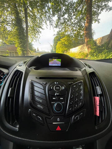 2016 Ford Escape SE