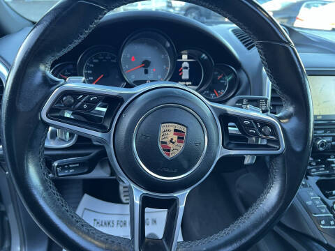 2016 Porsche Cayenne S