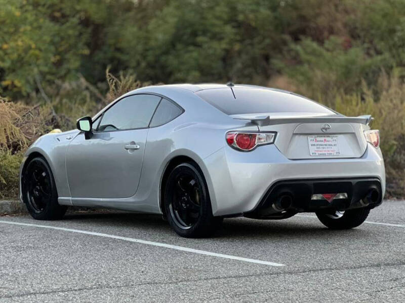 2013 Scion FR-S