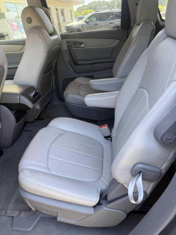 2013 Chevrolet Traverse LTZ