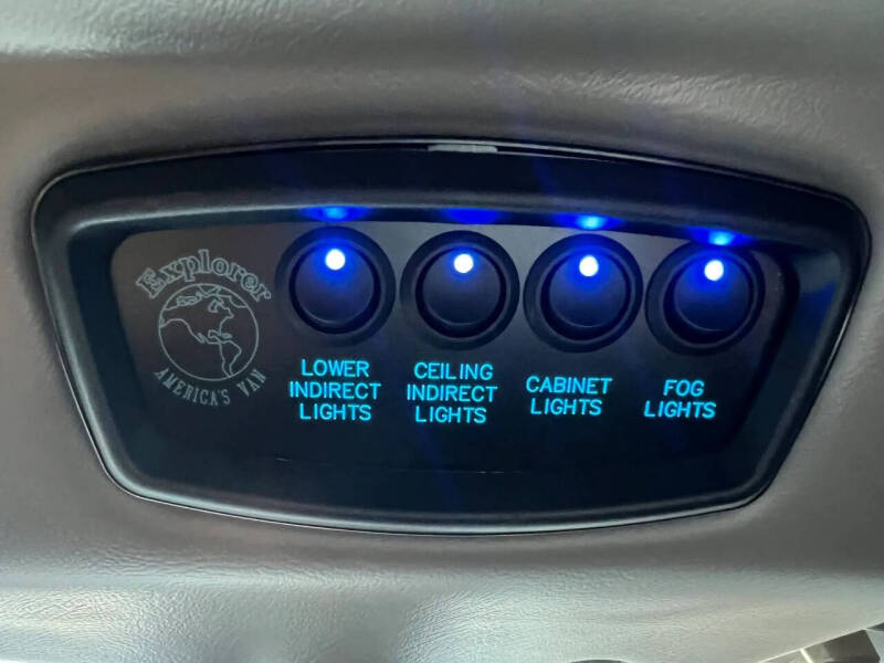 2021 Chevrolet Express LS 3500