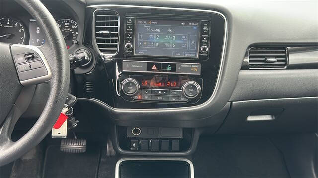 2019 Mitsubishi Outlander ES