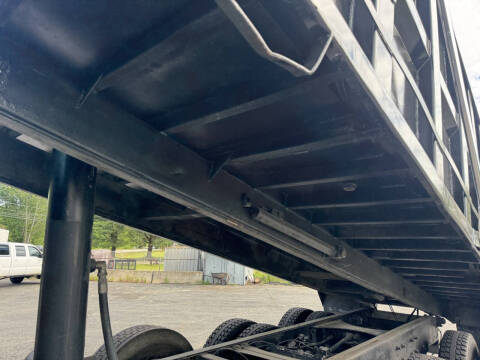 2013 Mack Granite