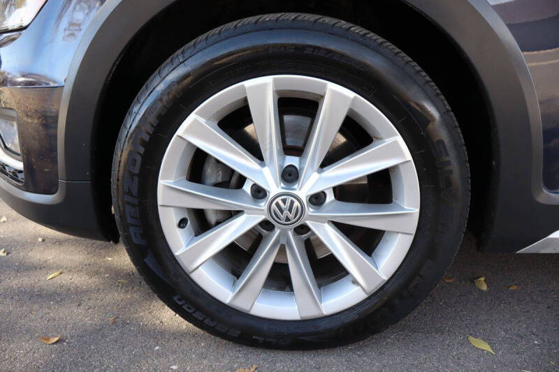 2017 Volkswagen Golf Alltrack