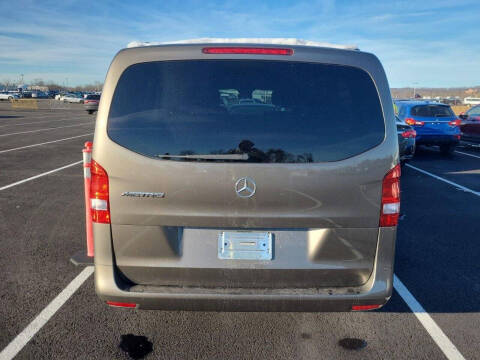 2016 Mercedes-Benz Metris Passenger