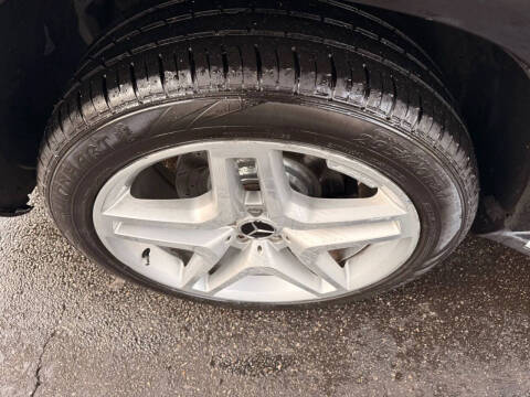 2014 Mercedes-Benz GL-Class GL 550 4MATIC