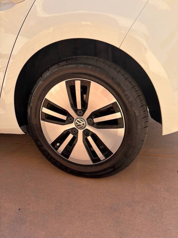 2016 Volkswagen e-Golf SE