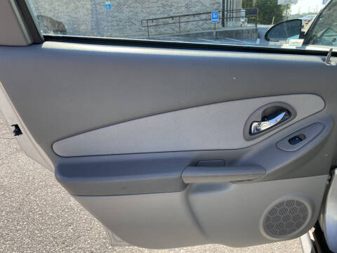 2005 Chevrolet Malibu Maxx LS