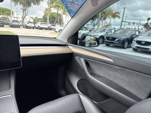2023 Tesla Model Y Performance