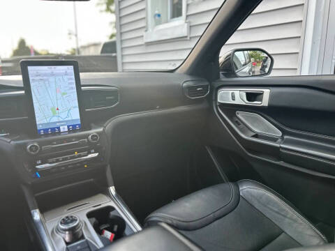 2020 Ford Explorer ST