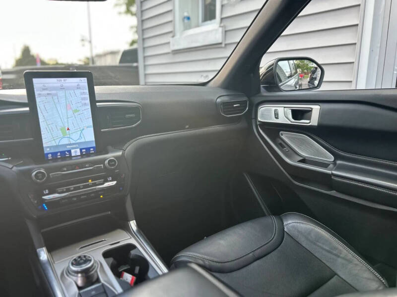 2020 Ford Explorer ST