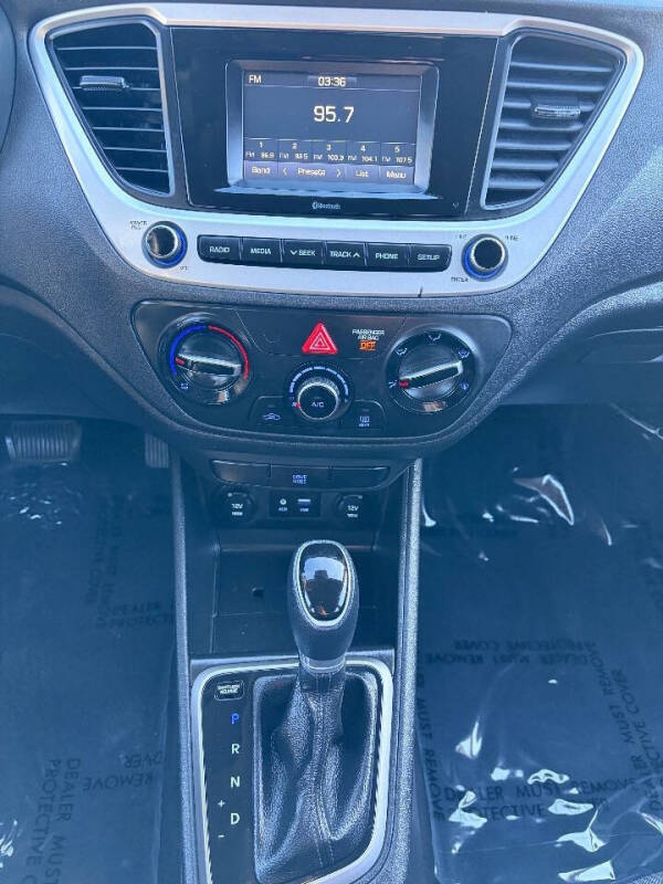 2021 Hyundai Accent SE