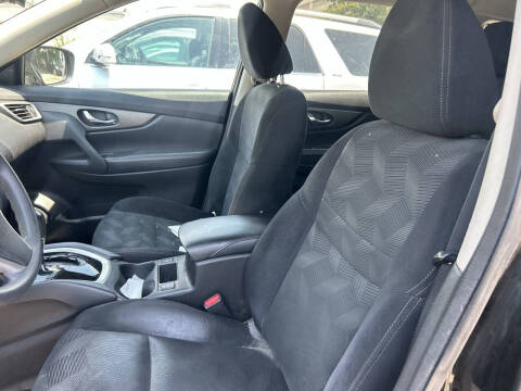 2015 Nissan Rogue SV