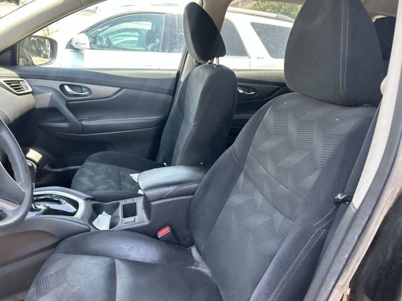 2015 Nissan Rogue SV