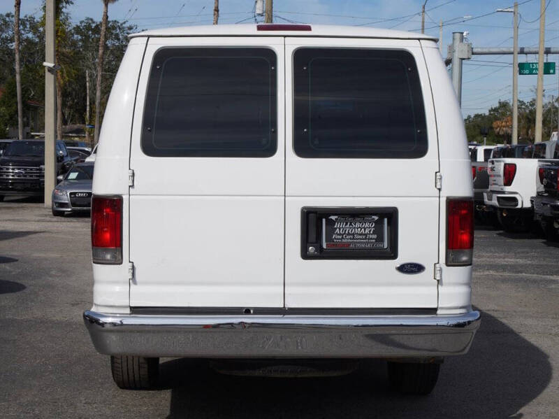 2011 Ford E-Series E-350 SD XLT