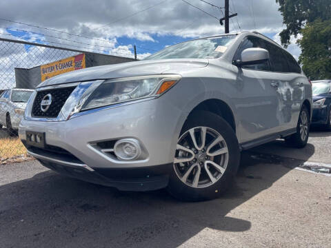 2016 Nissan Pathfinder S