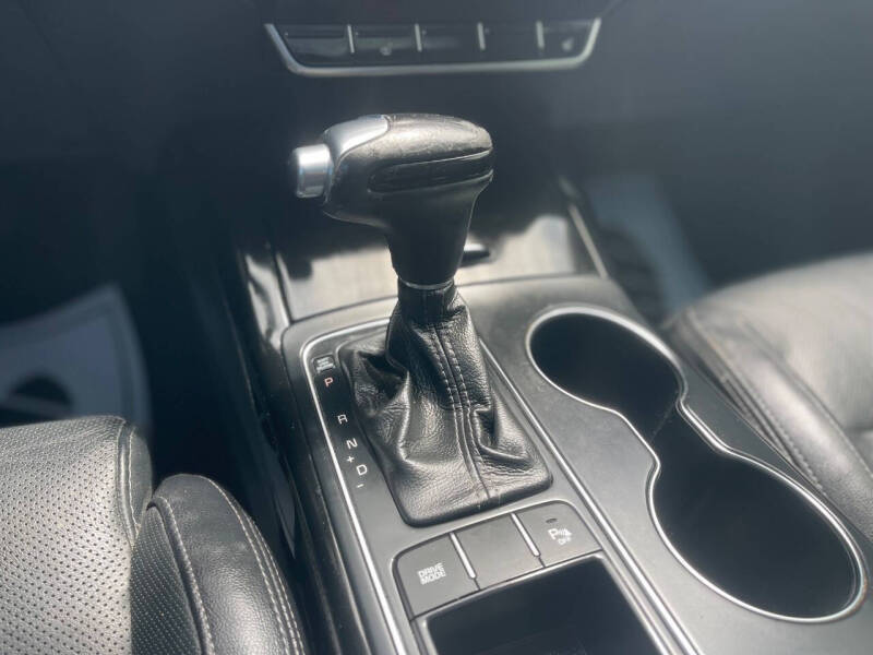 2016 Kia Sorento SX V6