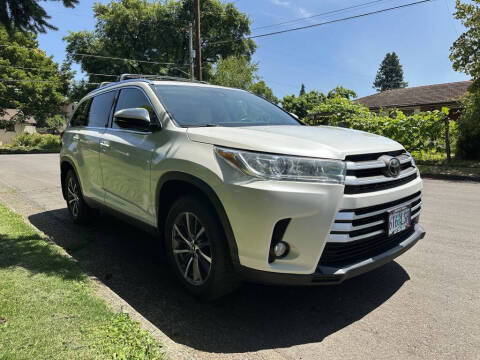 2019 Toyota Highlander SE
