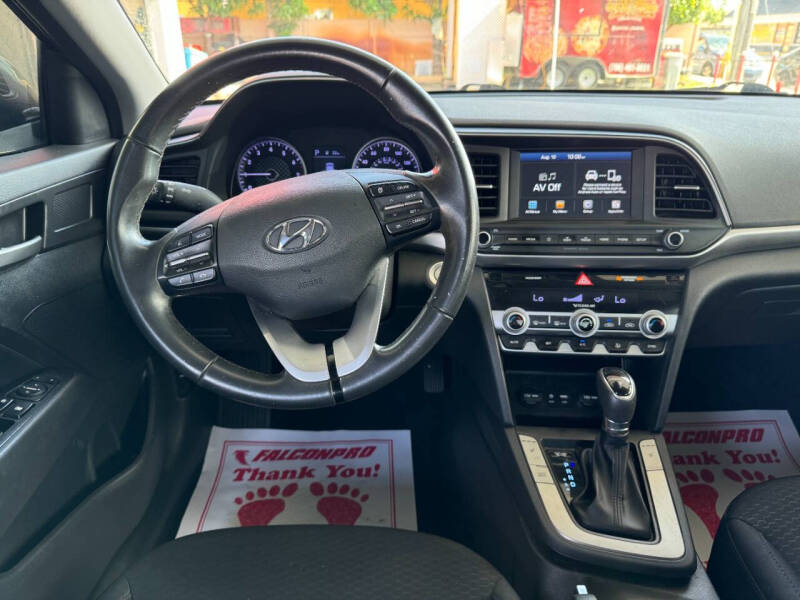 2020 Hyundai Elantra Value Edition photo 9