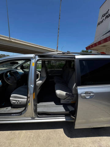 2014 Toyota Sienna