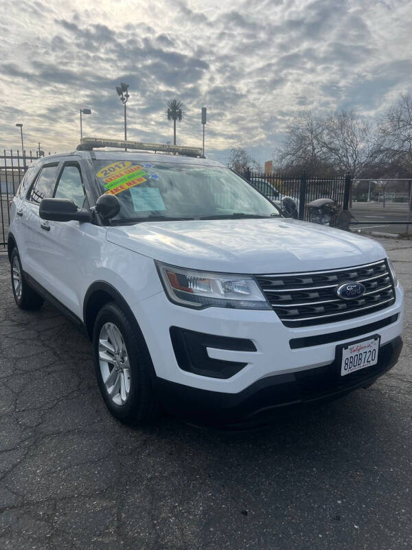 2017 Ford Explorer