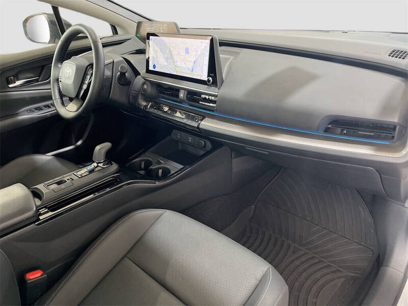 2024 Toyota Prius XLE