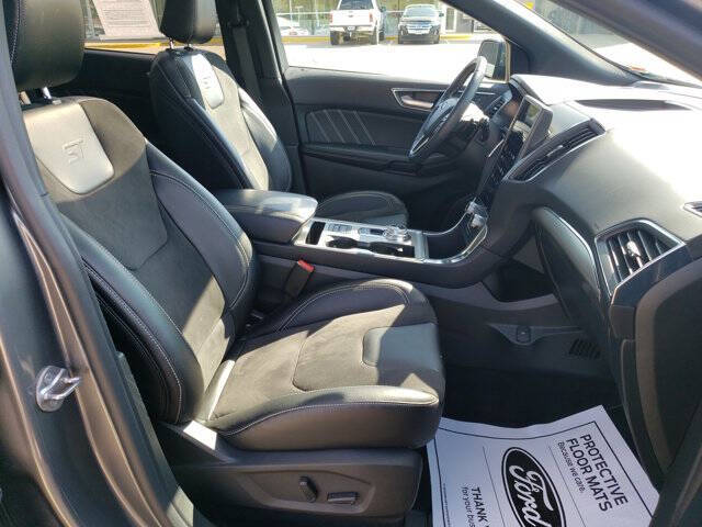 2024 Ford Edge ST