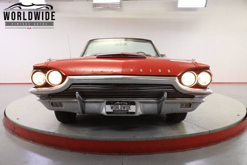 1964 Ford Thunderbird