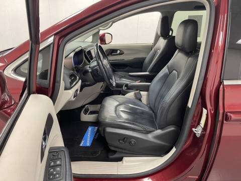 2019 Chrysler Pacifica Touring L