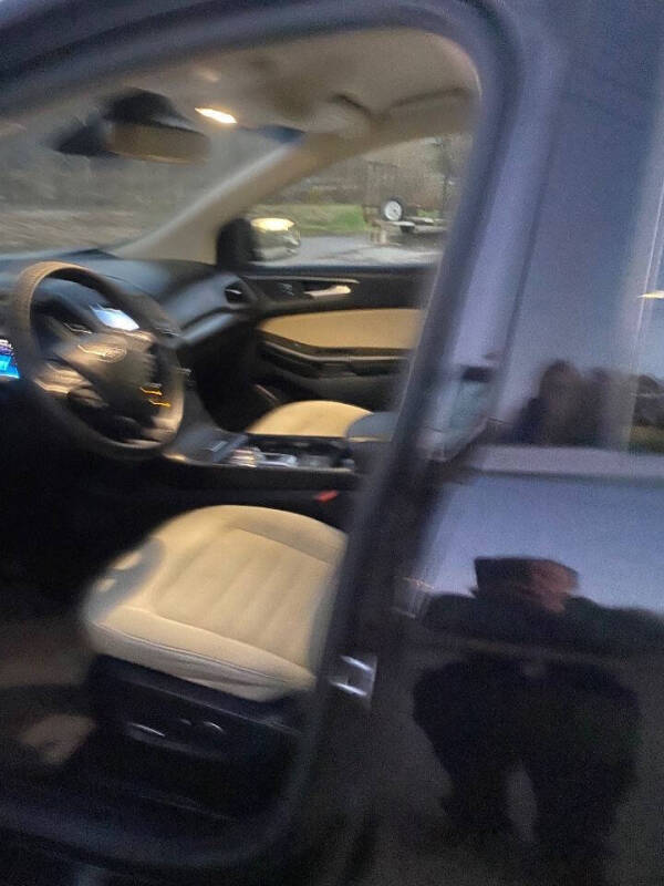 2019 Ford Edge SE