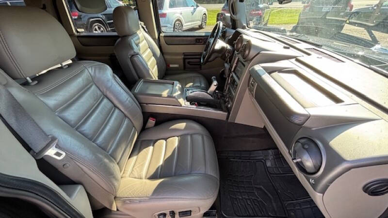 2004 HUMMER H2