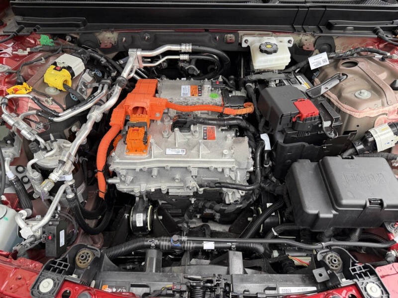 2025 Cadillac LYRIQ Luxury 1